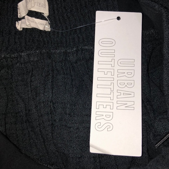 URBAN OUTFITTERS Peplum Top - Picture 6 of 6